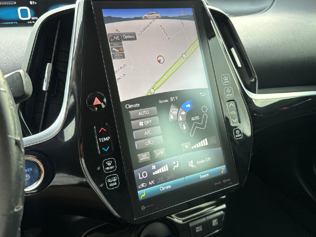 Used 2018 Toyota Prius Four Touring FWD image 22