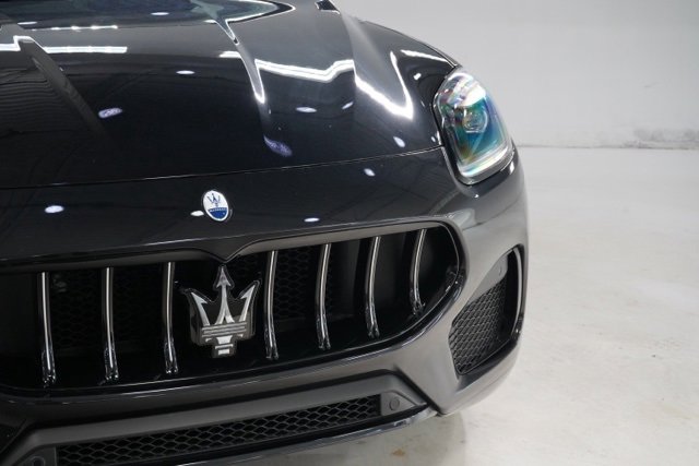 New 2025 Maserati Grecale GT image 9
