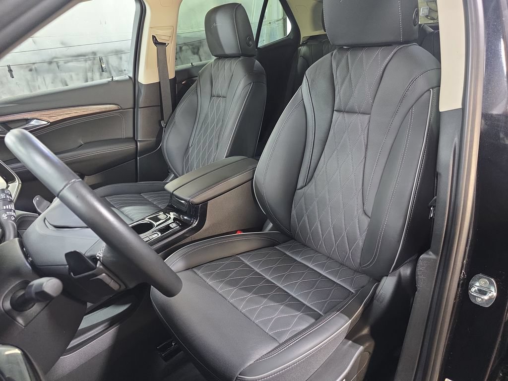Used 2023 Buick Envision Avenir AWD/4WD image 15