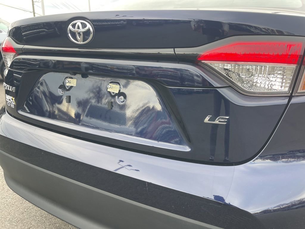 Used 2025 Toyota Corolla LE image 26