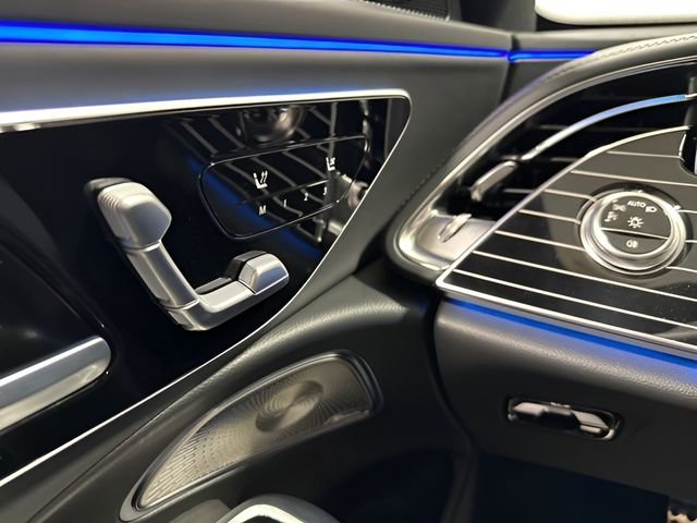 Used 2026 Mercedes-Benz E 53 AMG e 4MATIC Sedan image 16