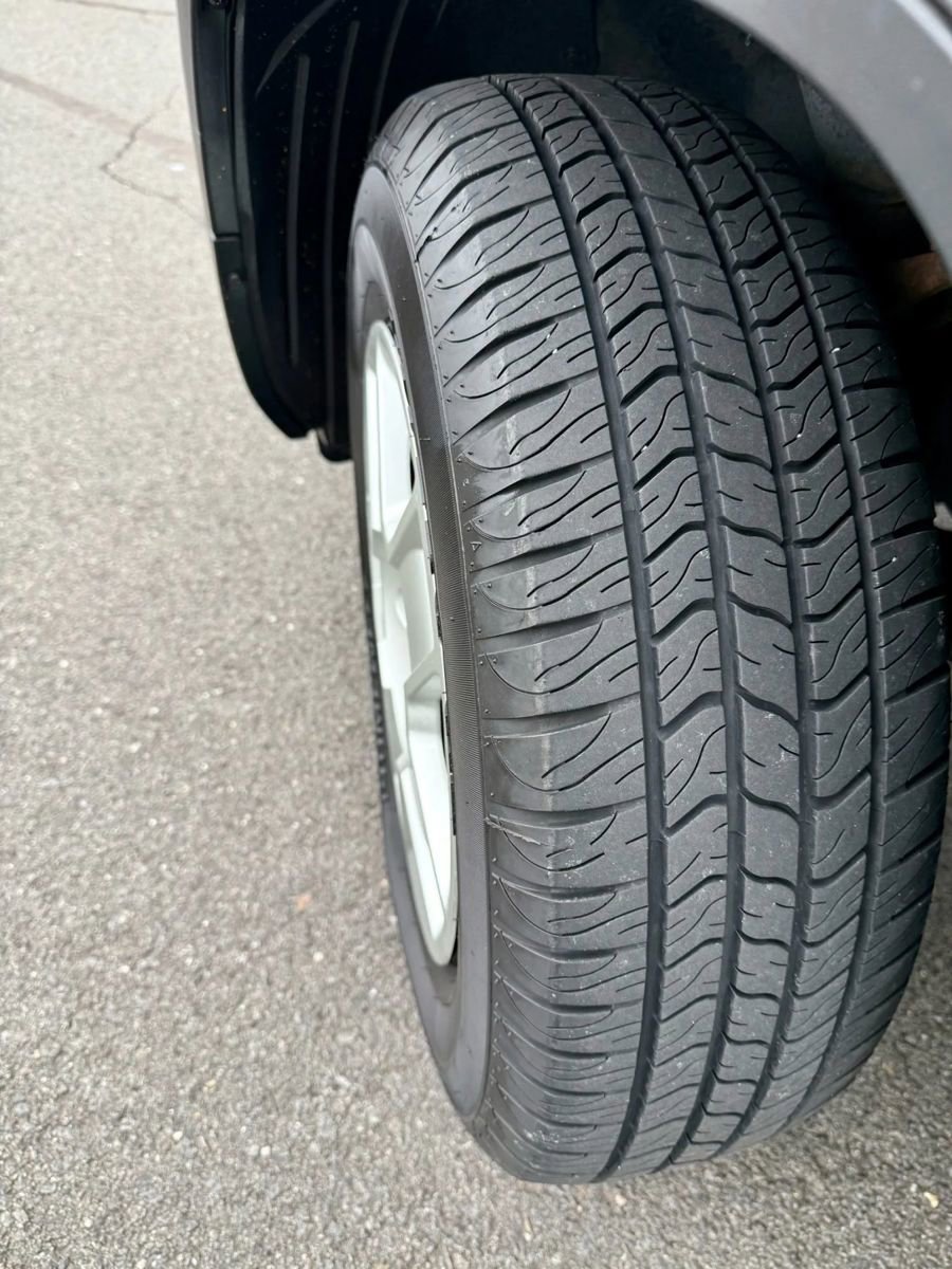 Used 2009 Honda Element LX image 17