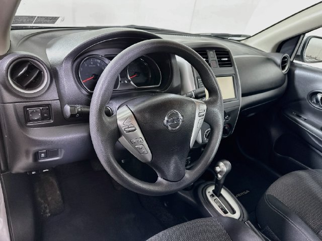 Used 2018 Nissan Versa SV FWD image 11