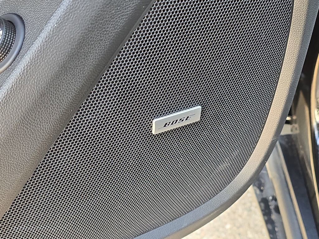 Certified 2023 Chevrolet Traverse RS w/ LPO, Floor Liner Package image 26