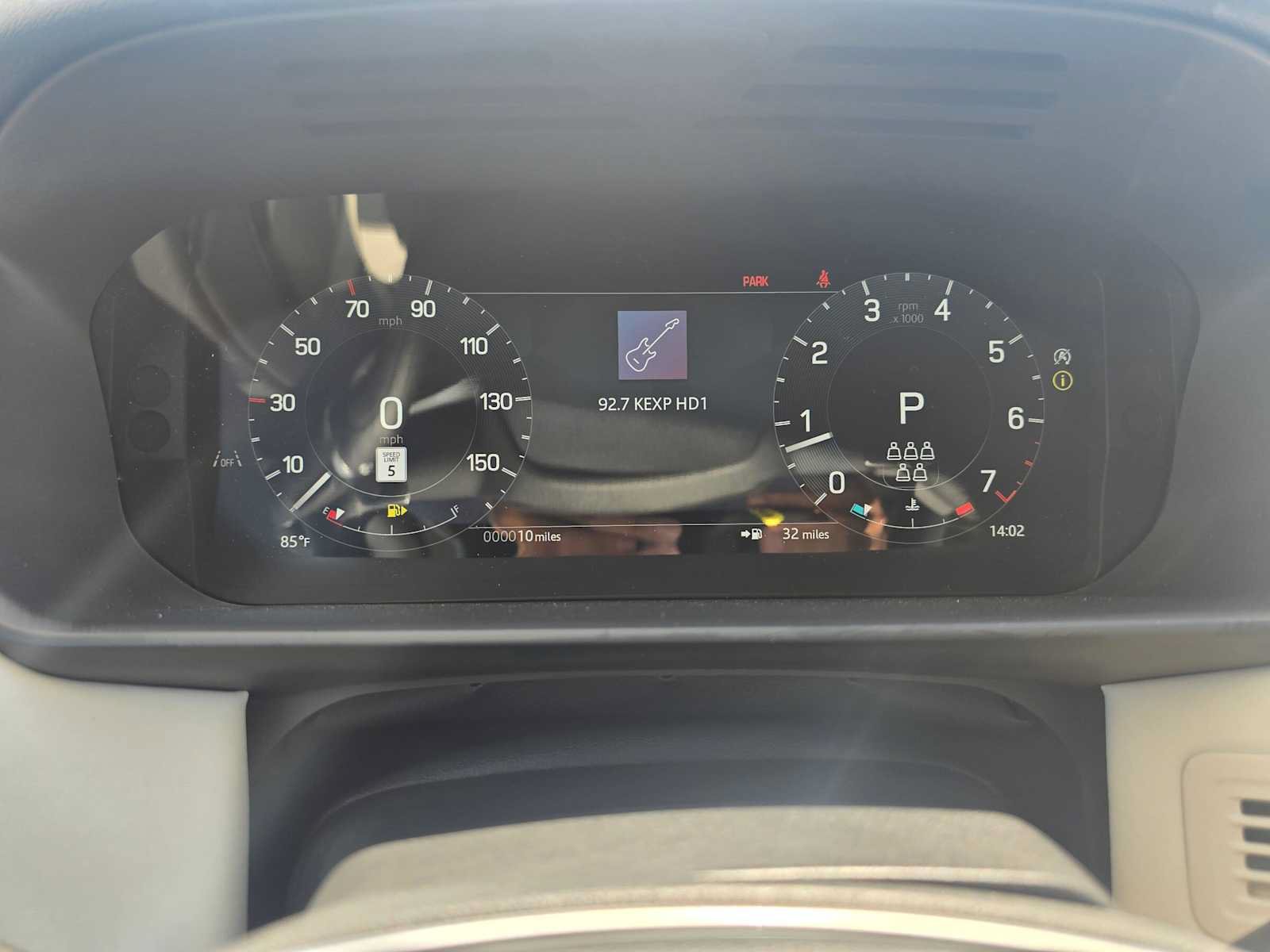 New 2026 Land Rover Discovery S AWD/4WD image 27