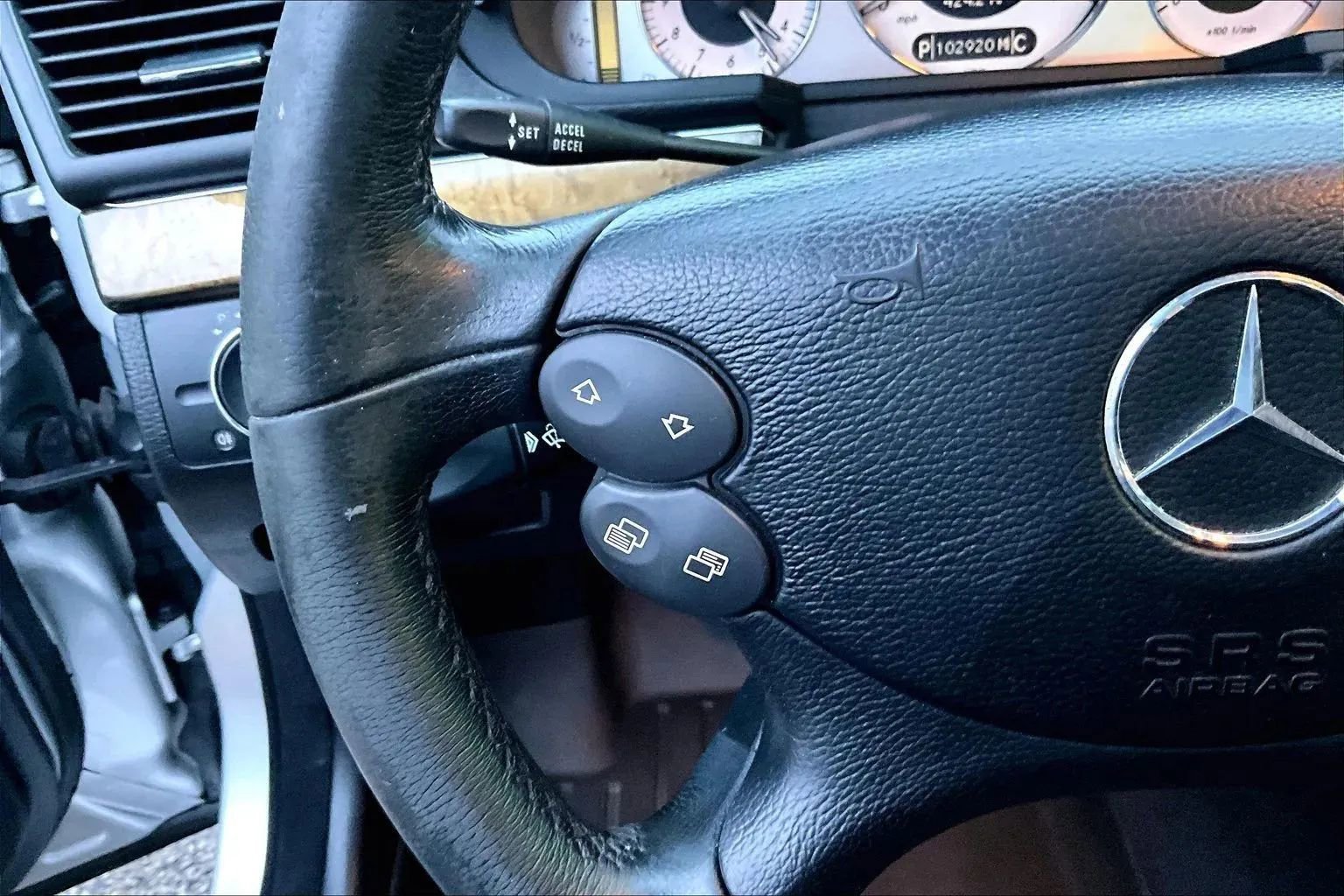 Used 2008 Mercedes-Benz E 350 E 350 Sedan 4D image 17