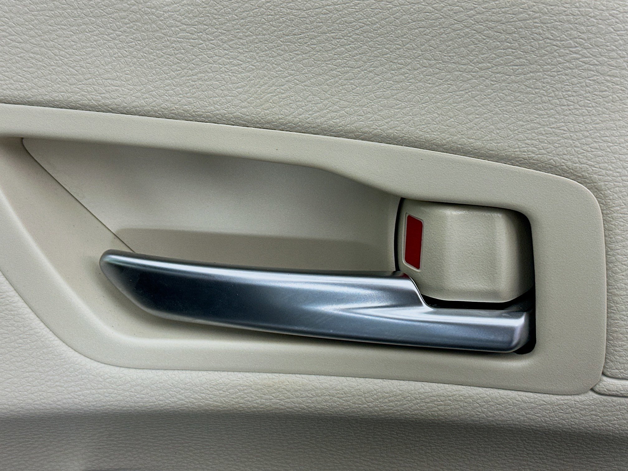 Certified 2024 Toyota Sienna Platinum image 29