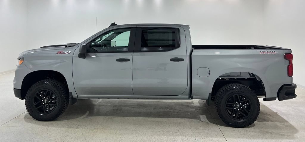 New 2026 Chevrolet Silverado 1500 Custom Trail Boss AWD/4WD image 2