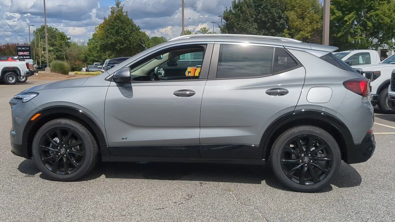 Used 2026 Buick Encore GX Sport Touring w/ Experience Buick Package image 5