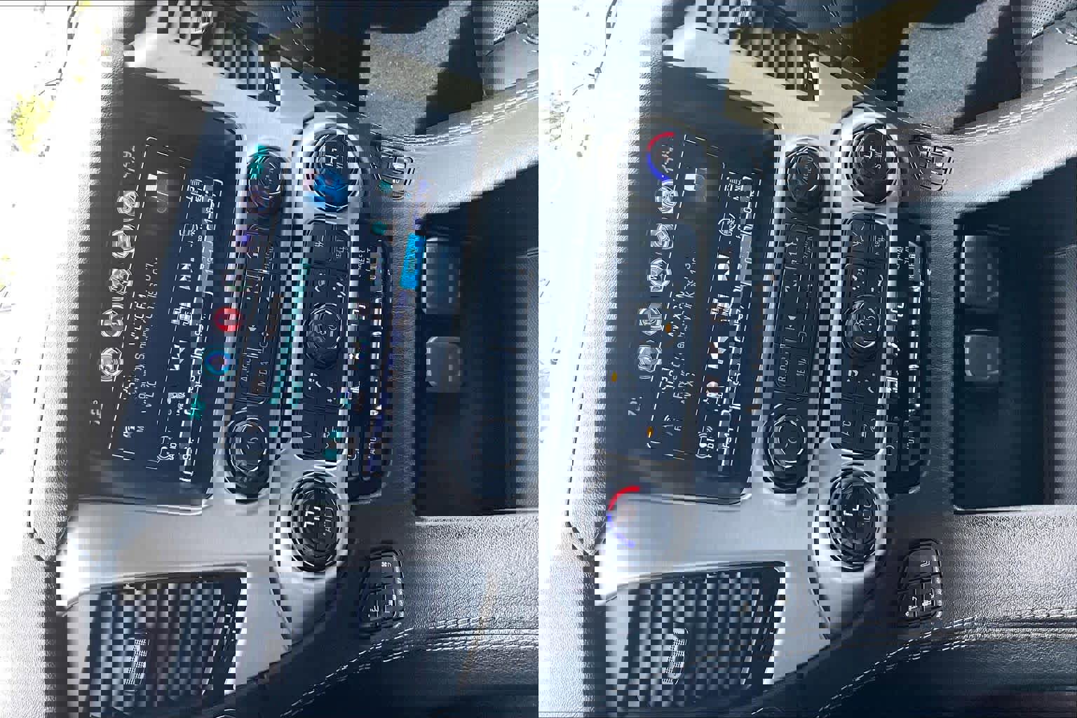 Used 2018 GMC Yukon XL SLT w/ Open Road Package image 37