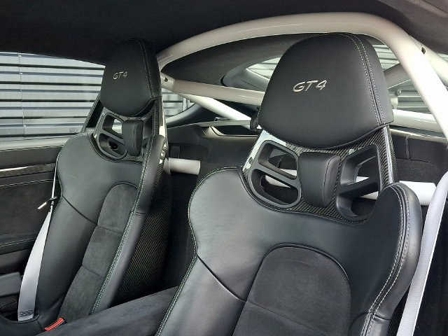 Used 2016 Porsche Cayman GT4 RWD image 5