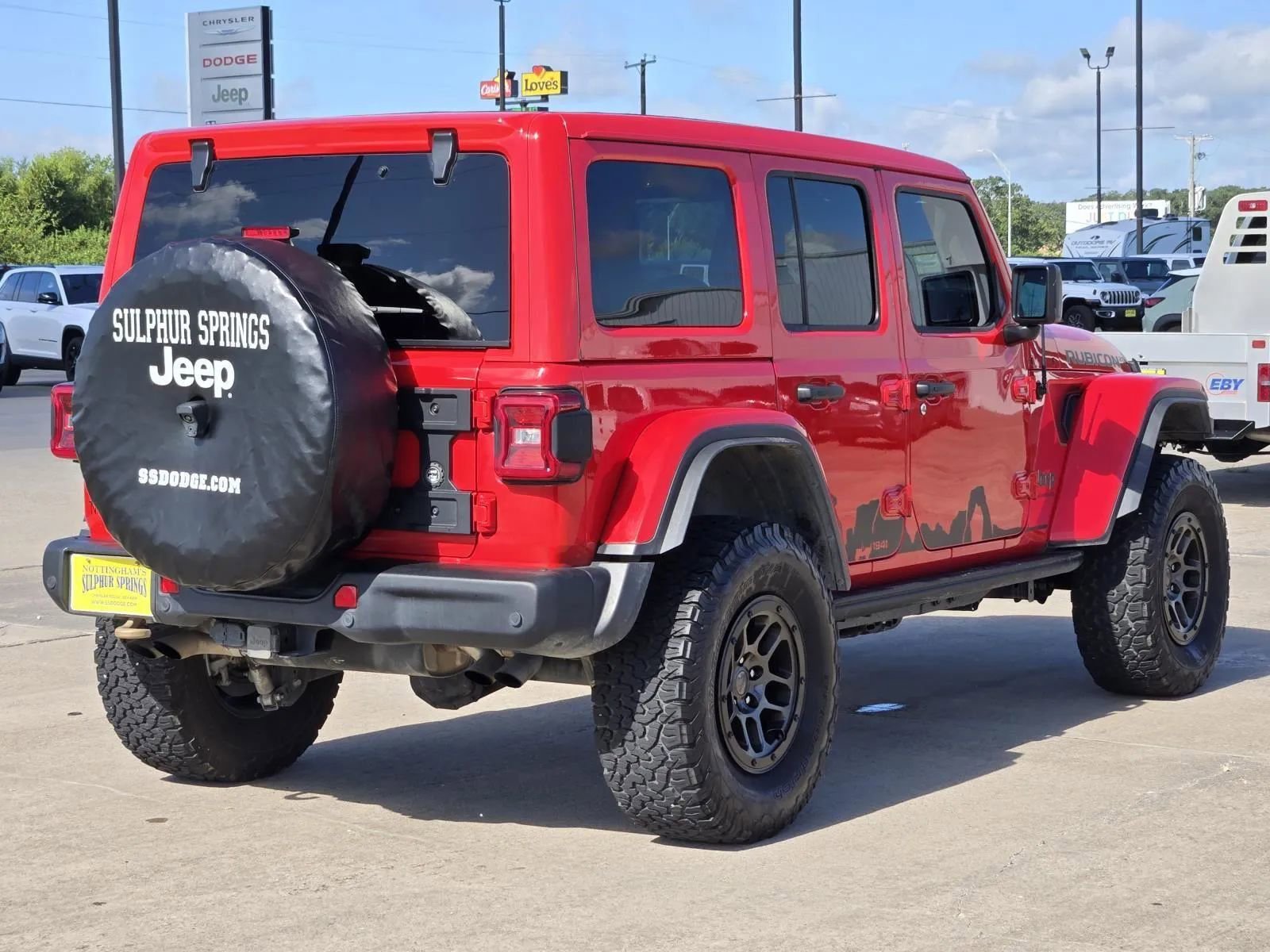 Used 2023 Jeep Wrangler Unlimited Rubicon 392 image 4