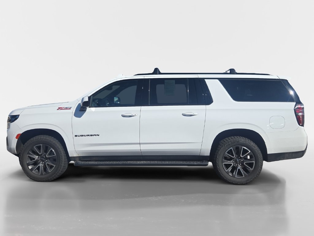 Used 2024 Chevrolet Suburban Z71 AWD/4WD image 2