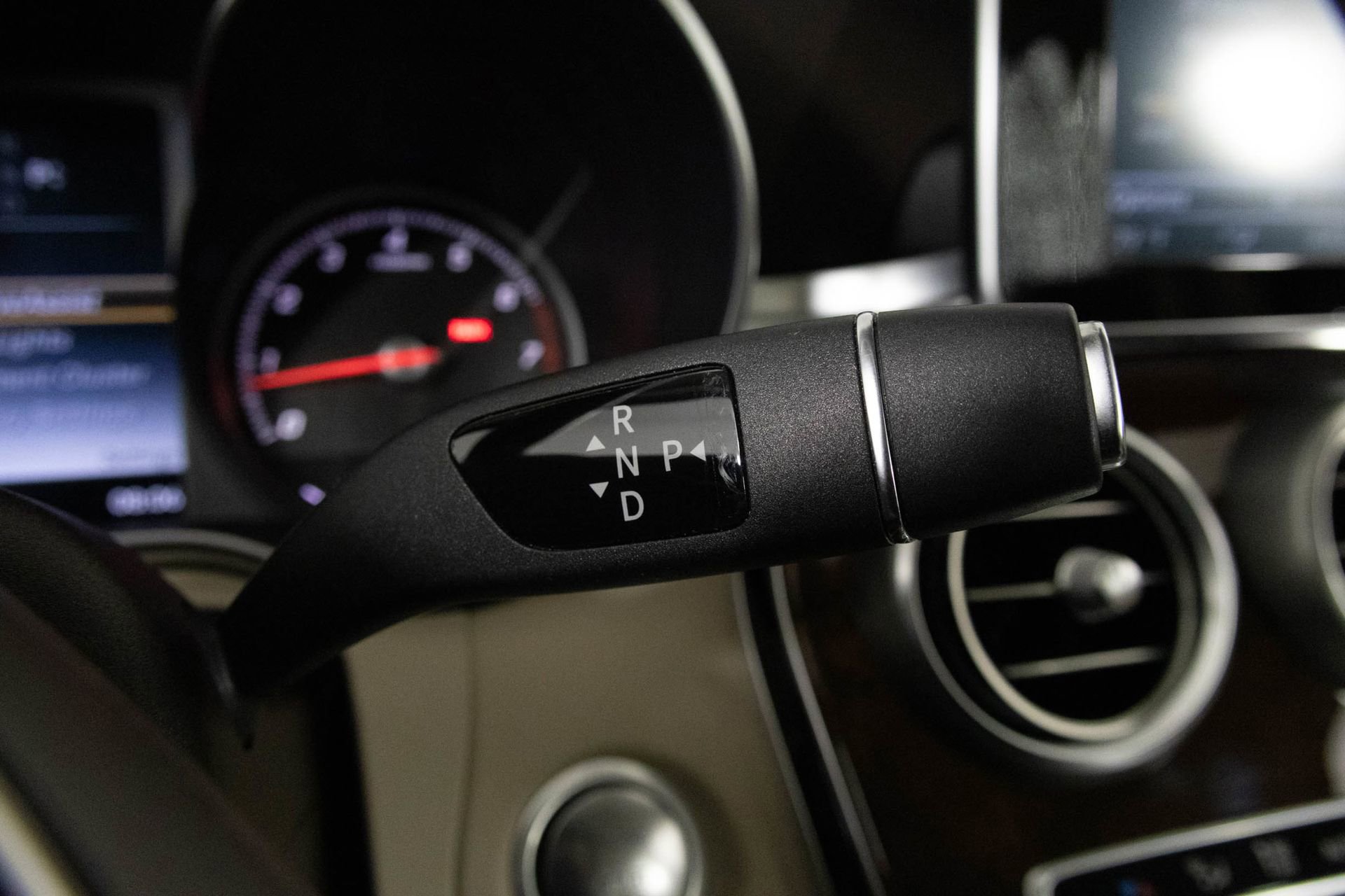 Used 2016 Mercedes-Benz C 300 4MATIC Sedan image 25