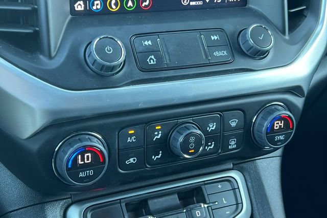 Used 2023 GMC Acadia SLT image 28