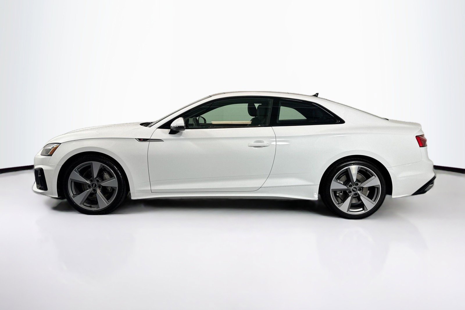 Used 2021 Audi A5 2.0T Premium Plus w/ Premium Plus image 8