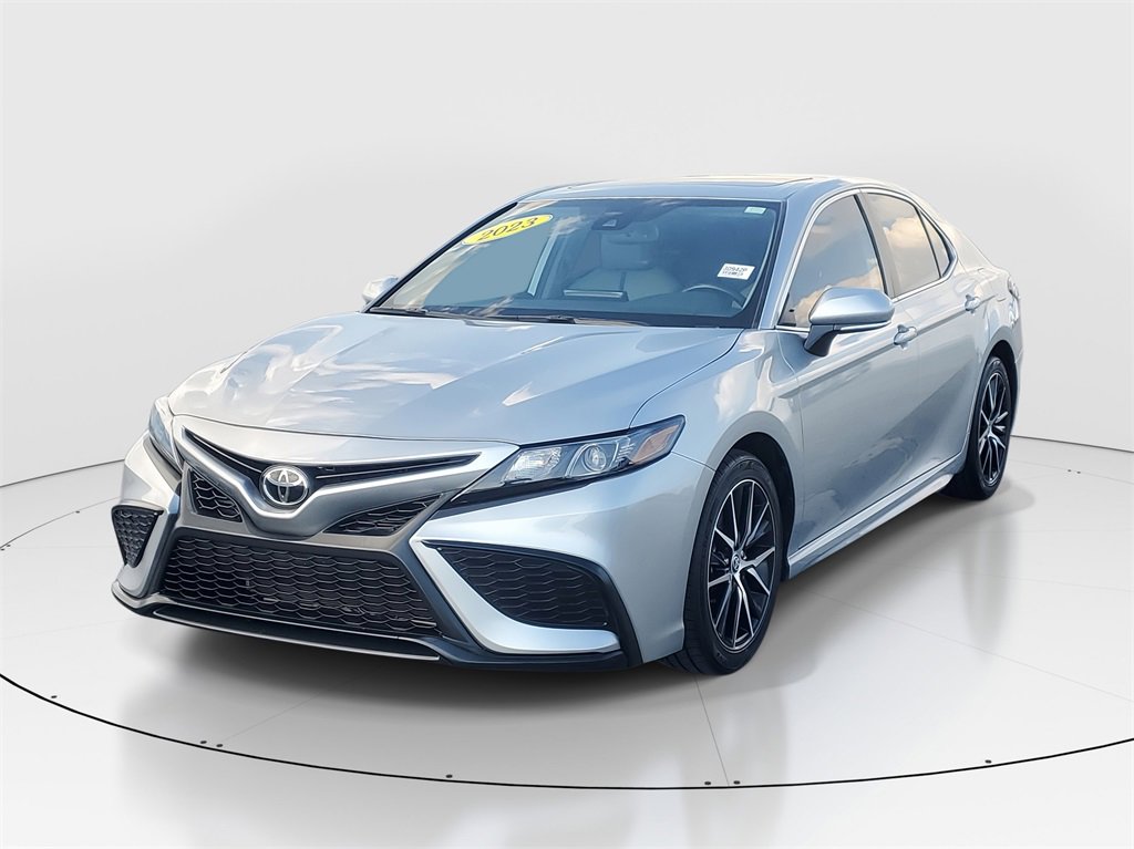 Certified 2023 Toyota Camry SE w/ Cold Weather Package image 3