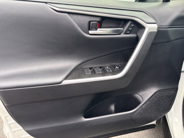 Used 2021 Toyota RAV4 Limited AWD/4WD image 21