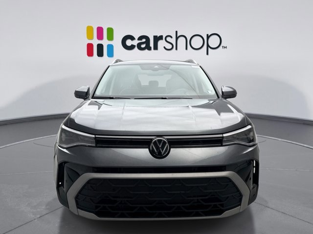 Used 2025 Volkswagen Taos SE AWD/4WD image 6