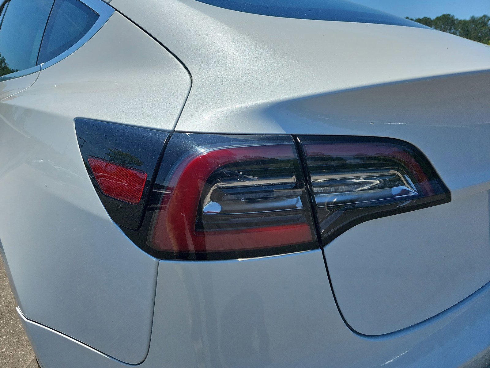 Used 2020 Tesla Model 3 Standard Range Plus RWD image 35