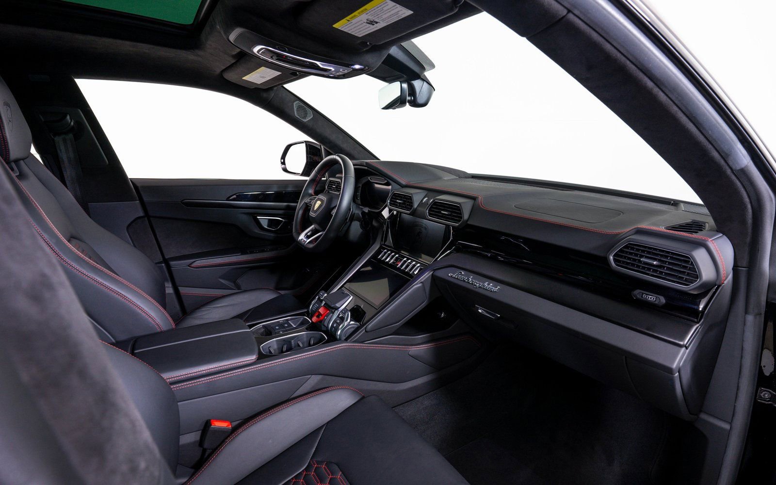 Used 2024 Lamborghini Urus S image 19