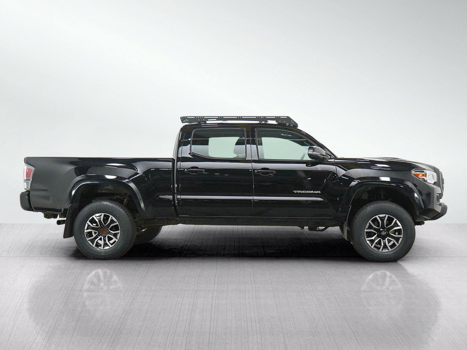 Used 2021 Toyota Tacoma TRD Off-Road AWD/4WD image 6