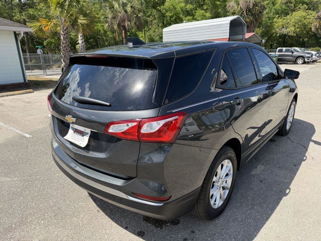 Used 2018 Chevrolet Equinox LS w/ LPO, Cargo Package image 5