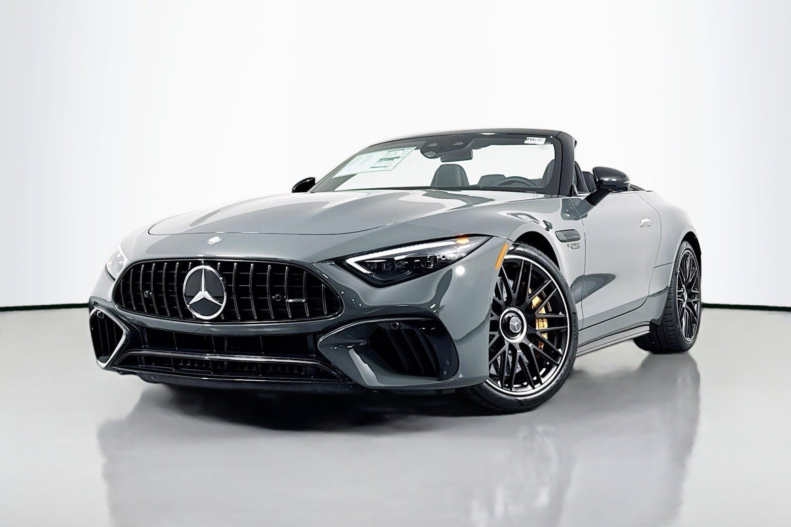 New 2025 Mercedes-Benz SL 63 AMG S e Performance 4MATIC image 2