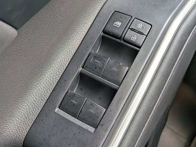 Used 2023 Toyota Highlander XLE image 27