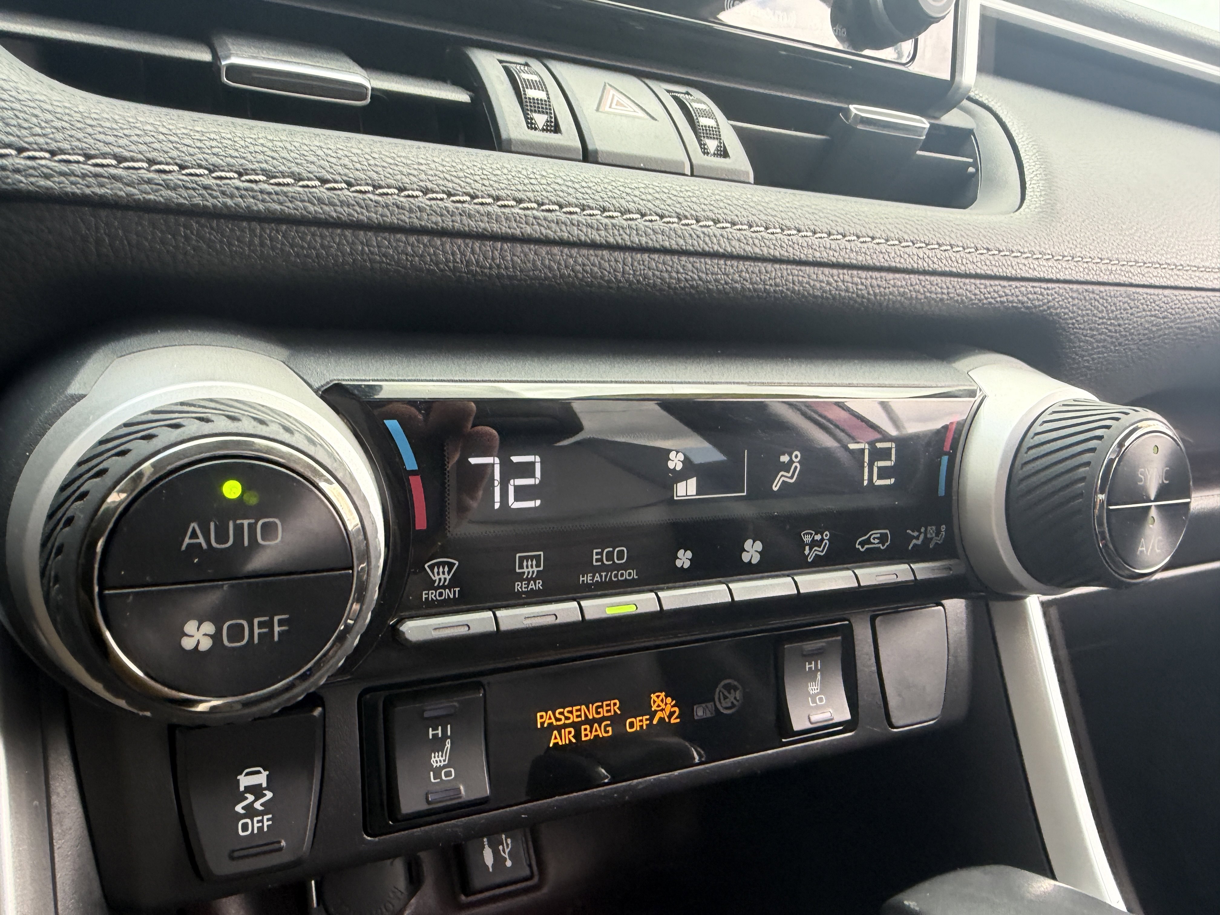 Used 2019 Toyota RAV4 Limited w/ All Weather Liner Package AWD/4WD image 40