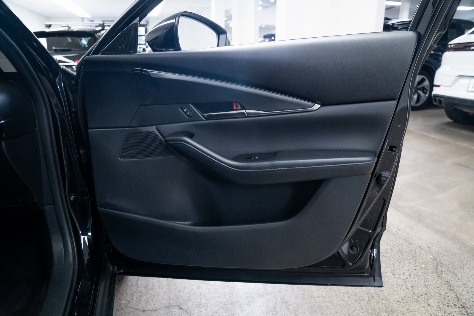 Used 2023 MAZDA CX-30 AWD 2.5 S w/ Preferred Package image 22