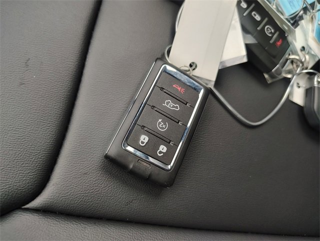 New 2025 Jeep Grand Cherokee L Limited w/ Black Appearance Package image 25