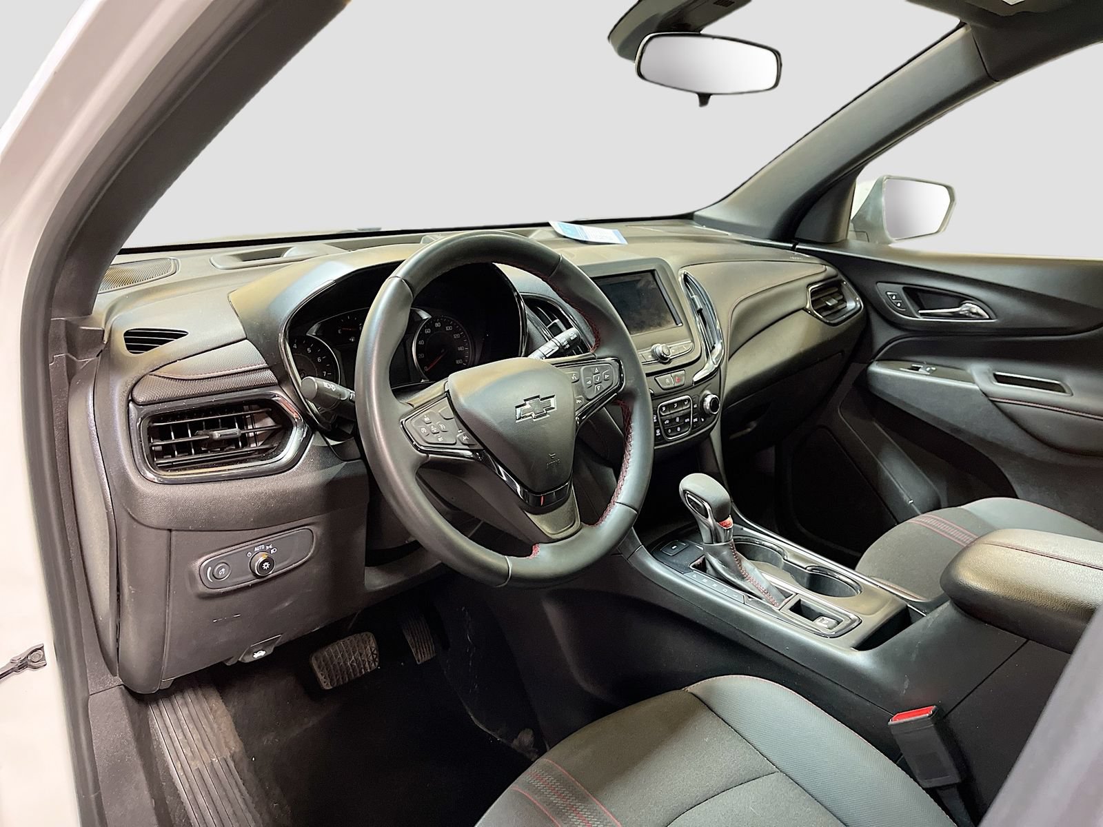 Used 2024 Chevrolet Equinox RS AWD/4WD image 9