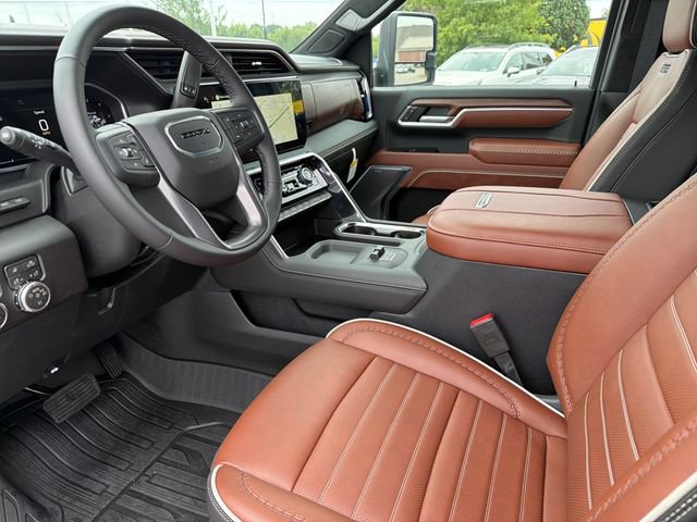 New 2026 GMC Sierra 3500 Denali Ultimate AWD/4WD image 18