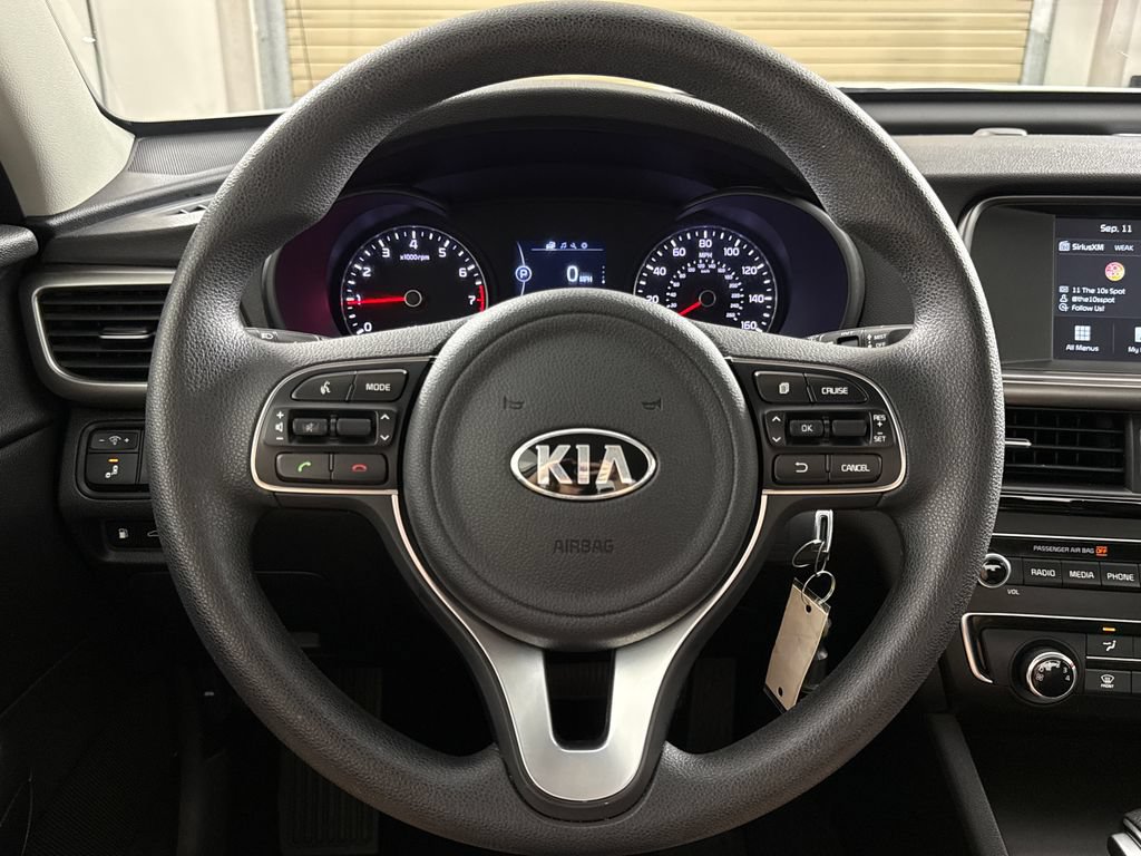 Used 2018 Kia Optima LX FWD image 14