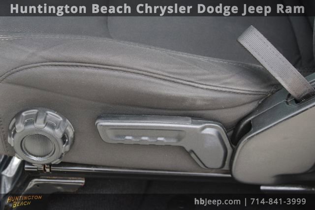 Used 2023 Jeep Wrangler Sahara image 34