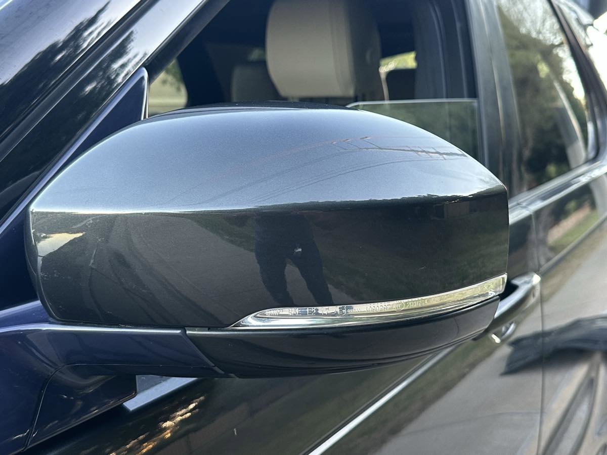 Used 2018 Land Rover Discovery SE image 61