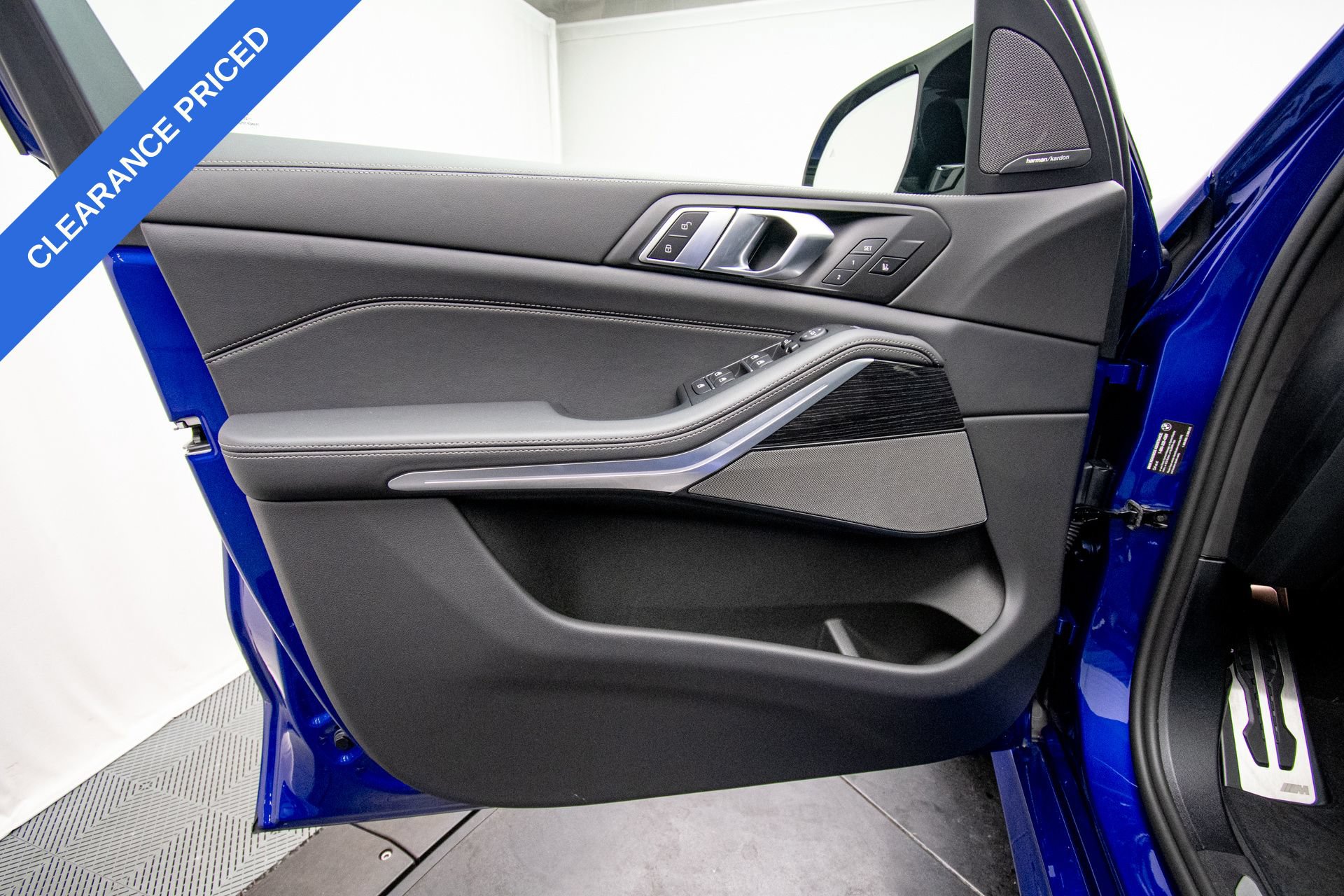 Used 2026 BMW X5 M60i AWD/4WD image 31