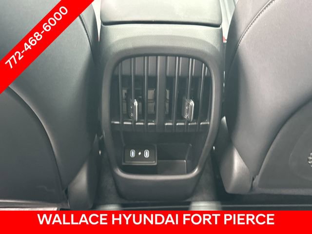 Used 2026 Hyundai Kona Limited FWD image 17