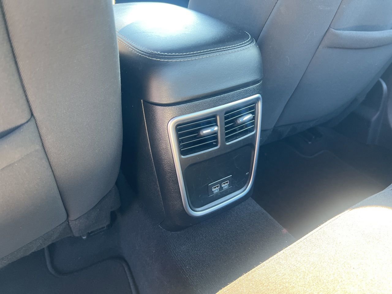 Used 2022 Dodge Charger SXT RWD image 21