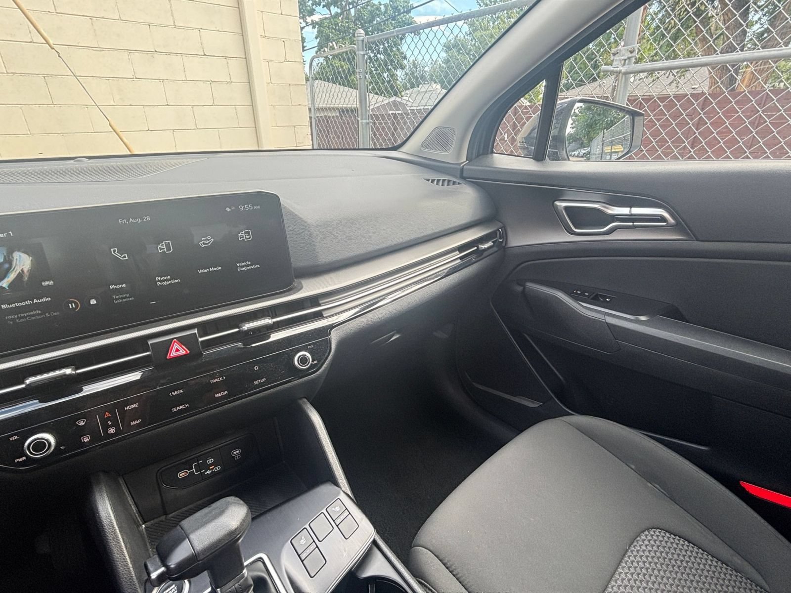 Used 2026 Kia Sportage LX AWD/4WD image 28