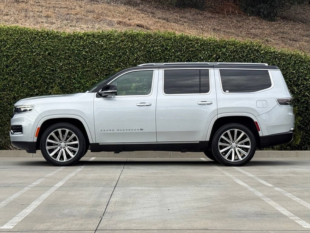 Used 2023 Jeep Grand Wagoneer 4WD image 8