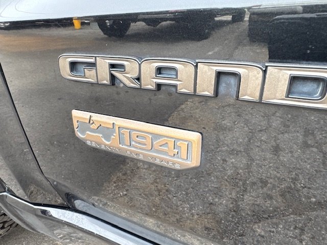 Used 2016 Jeep Grand Cherokee Limited 75th Anniversary AWD/4WD image 10