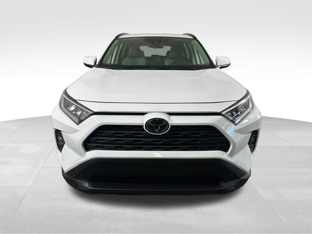 Used 2019 Toyota RAV4 XLE Premium w/ Cold Weather Package AWD/4WD image 9