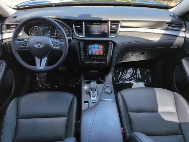 Used 2021 INFINITI QX50 Luxe FWD image 15