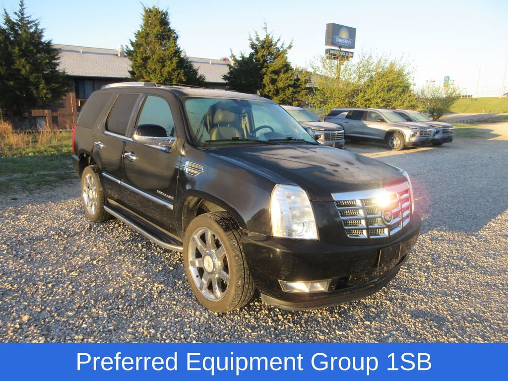 Used 2010 Cadillac Escalade Luxury video 2