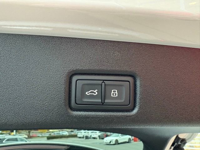 New 2025 Audi Q5 Premium Plus image 33