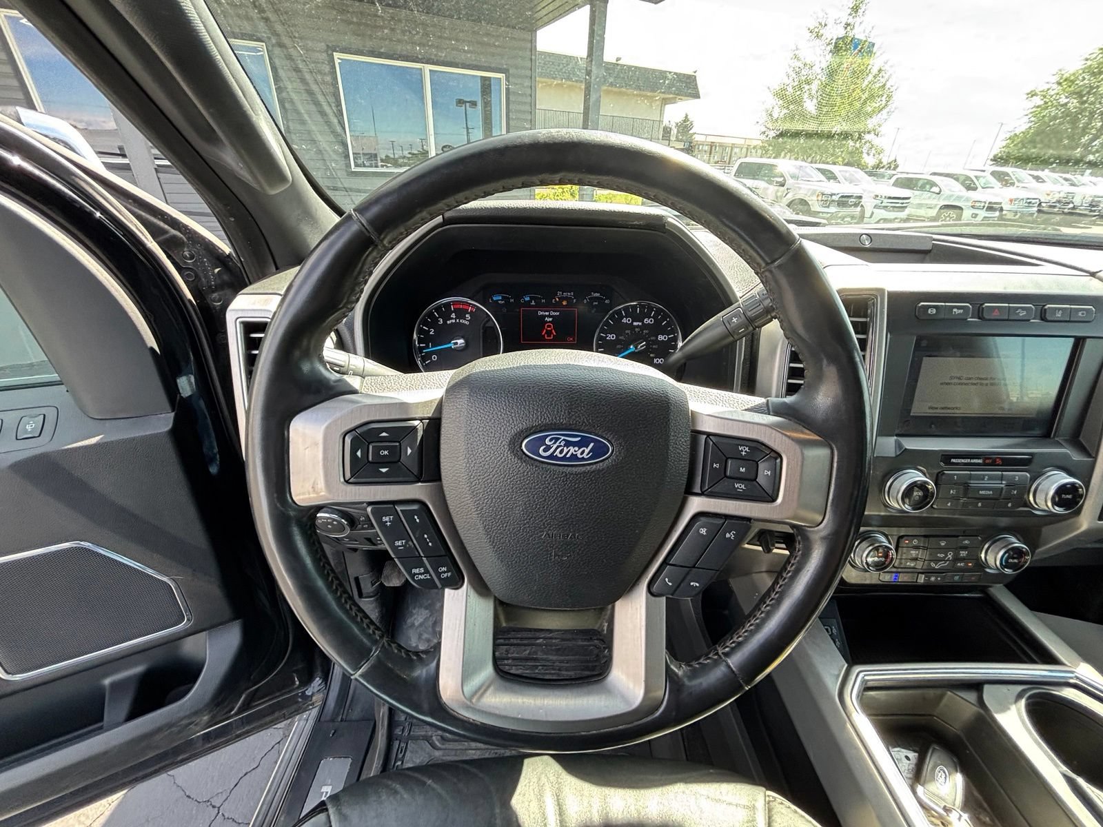 Used 2019 Ford F350 Platinum w/ Platinum Ultimate Package AWD/4WD image 11