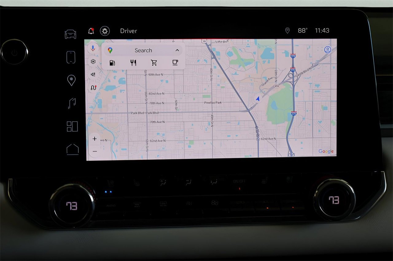 Used 2024 GMC Canyon AT4X image 17