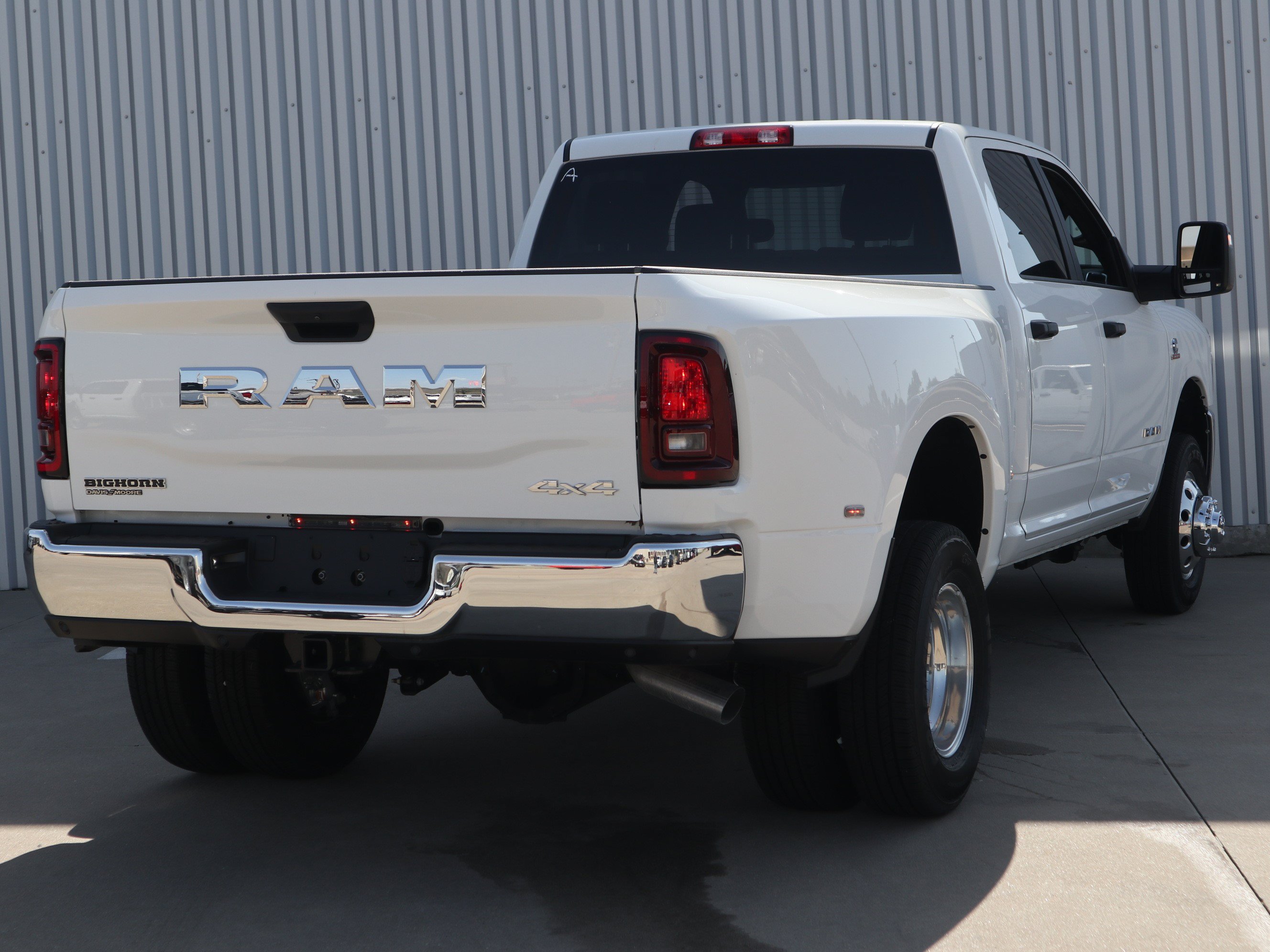 New 2026 RAM 3500 Big Horn AWD/4WD image 6